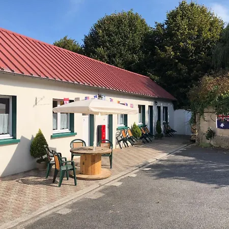 L'auberge Fleurie Мини-отель 3*